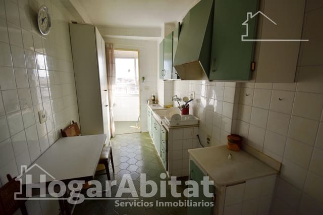 3 chambre Appartement à vendre à Castelló de la Plana - 129 000 € (Ref: 9881986)