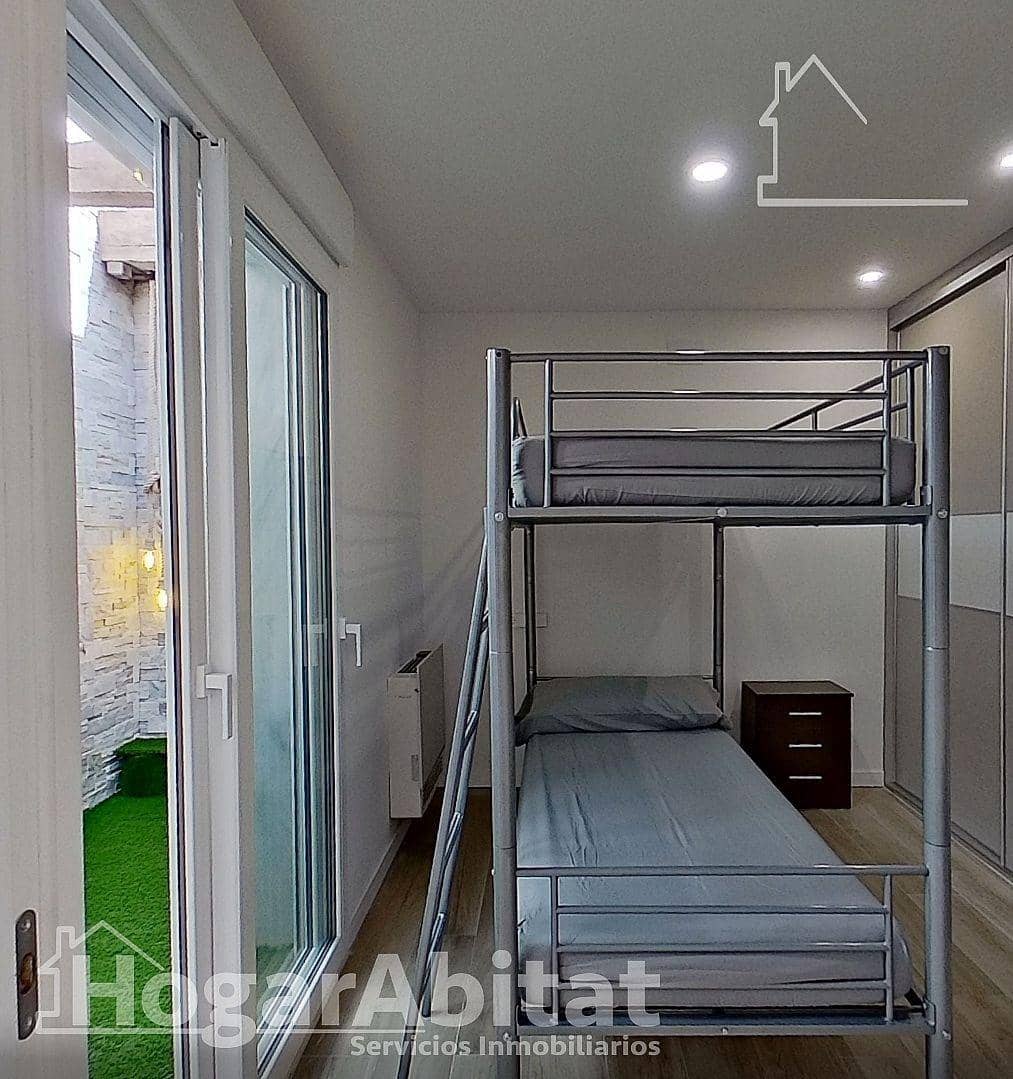 5 soveværelse Byhus til salg i Benimuslem med garage - € 360.000 (Ref: 9881989)
