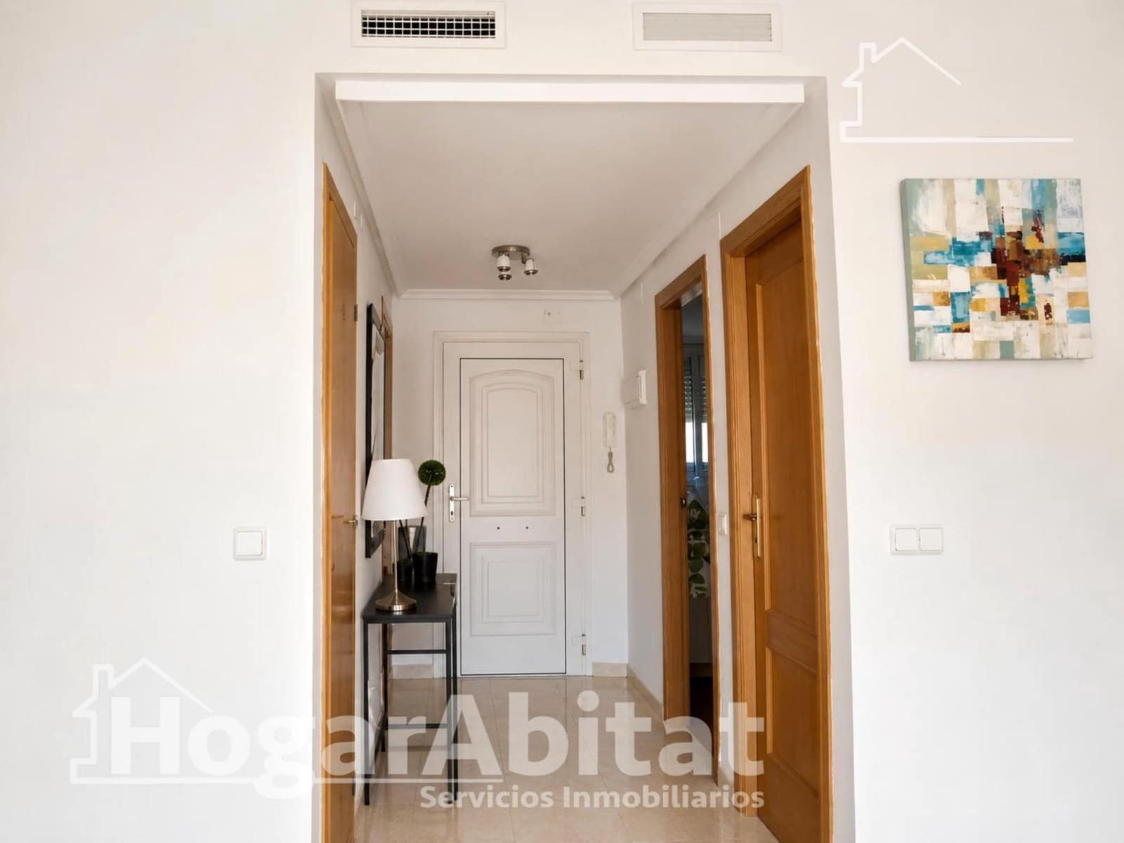 4 soverom Kjedet enebolig til salgs i Chiva med svømmebasseng garasje - € 350 000 (Ref: 9884869)