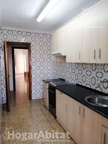 4 slaapkamer Flat te koop in Castelló de la Plana - € 169.000 (Ref: 9884874)