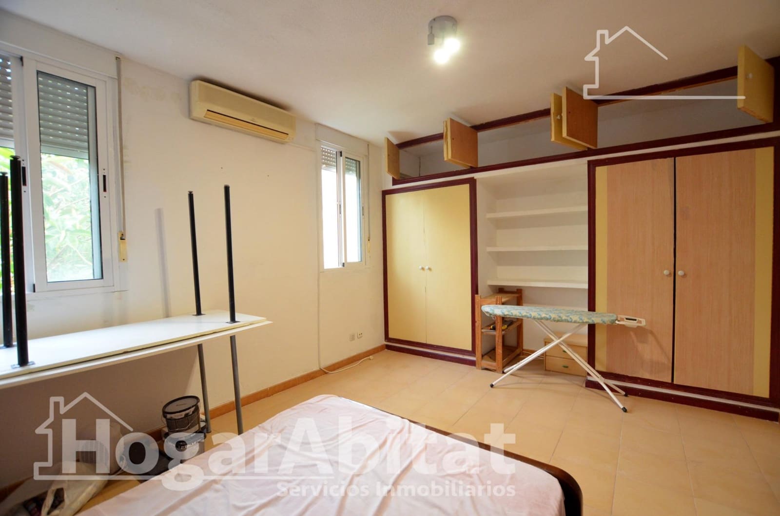 2 chambre Appartement à vendre à Alicante ville - 129 000 € (Ref: 9884875)