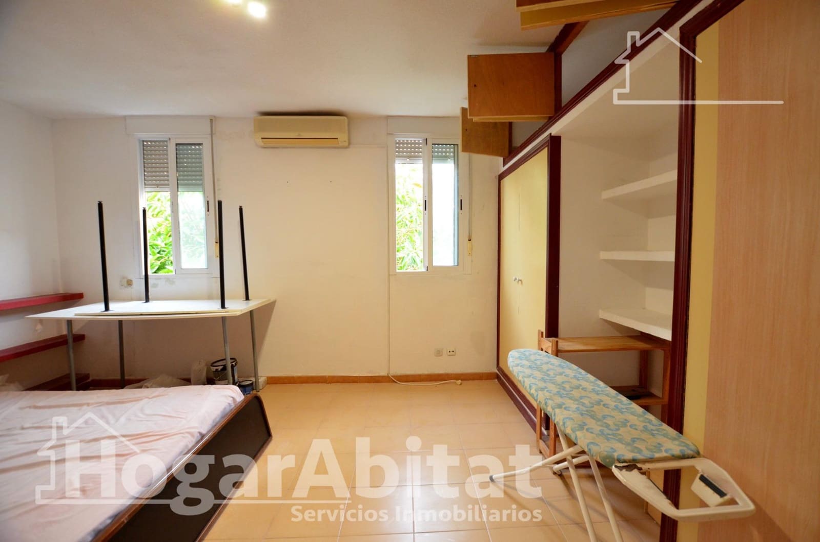 2 chambre Appartement à vendre à Alicante ville - 129 000 € (Ref: 9884875)