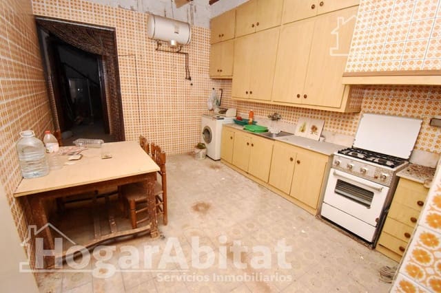7 soverom Hus til salgs i Castelló de la Plana - € 150 000 (Ref: 9884891)