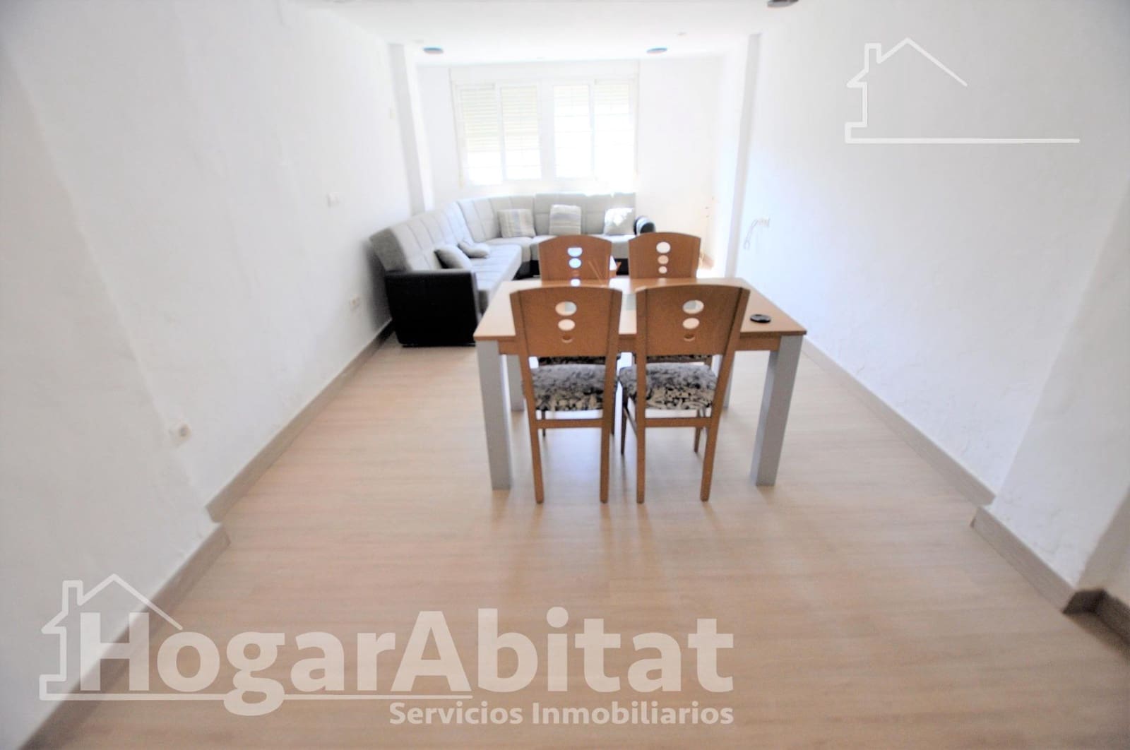 Piso de 2 habitaciones en València ciudad en venta - 215.000 € (Ref: 9890422)
