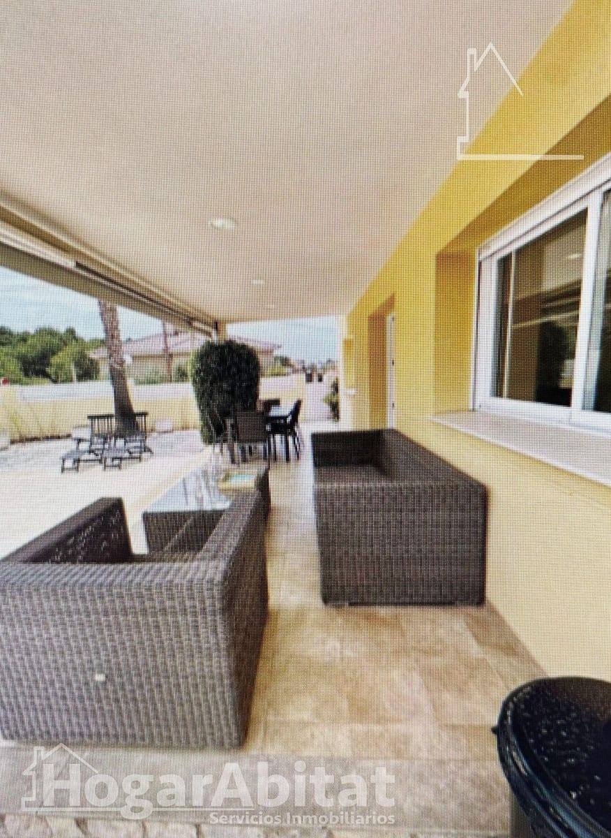 5 Zimmer Villa zu verkaufen in Borriol mit Pool Garage - 380.000 € (Ref: 9890425)