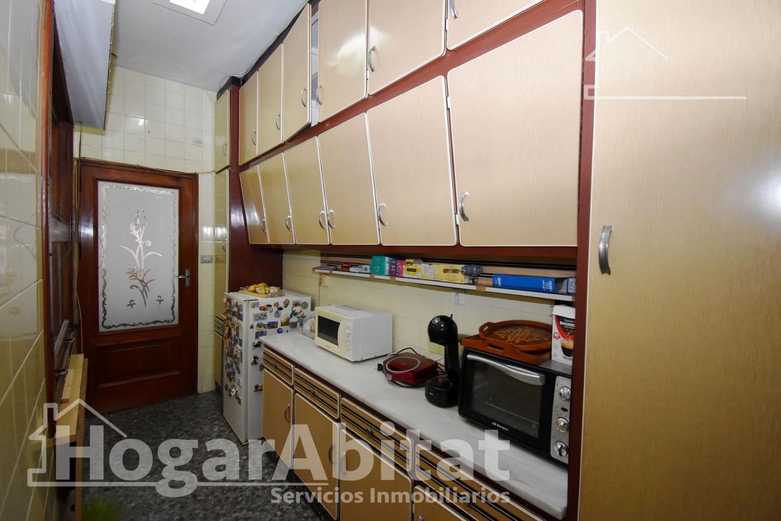6 bedroom Semi-detached Villa for sale in Burriana / Borriana with garage - € 300,000 (Ref: 9890429)