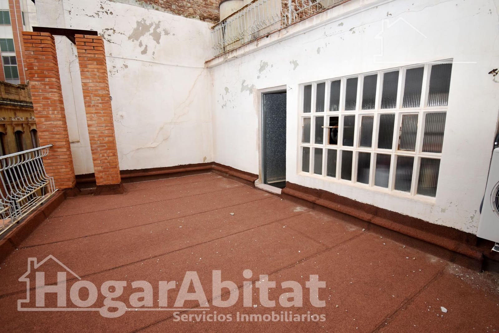 6 bedroom Semi-detached Villa for sale in Burriana / Borriana with garage - € 300,000 (Ref: 9890429)