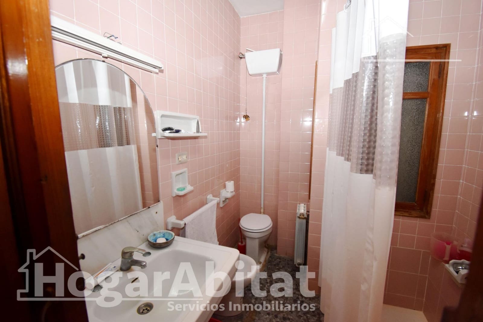 6 bedroom Semi-detached Villa for sale in Burriana / Borriana with garage - € 300,000 (Ref: 9890429)