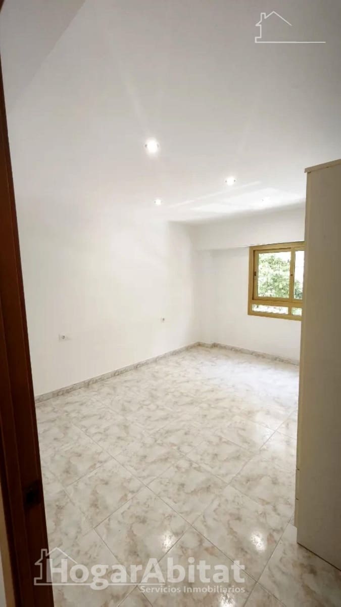 2 makuuhuone Asunto myytävänä paikassa Valencia kaupunki - 310 000 € (Ref: 9890450)