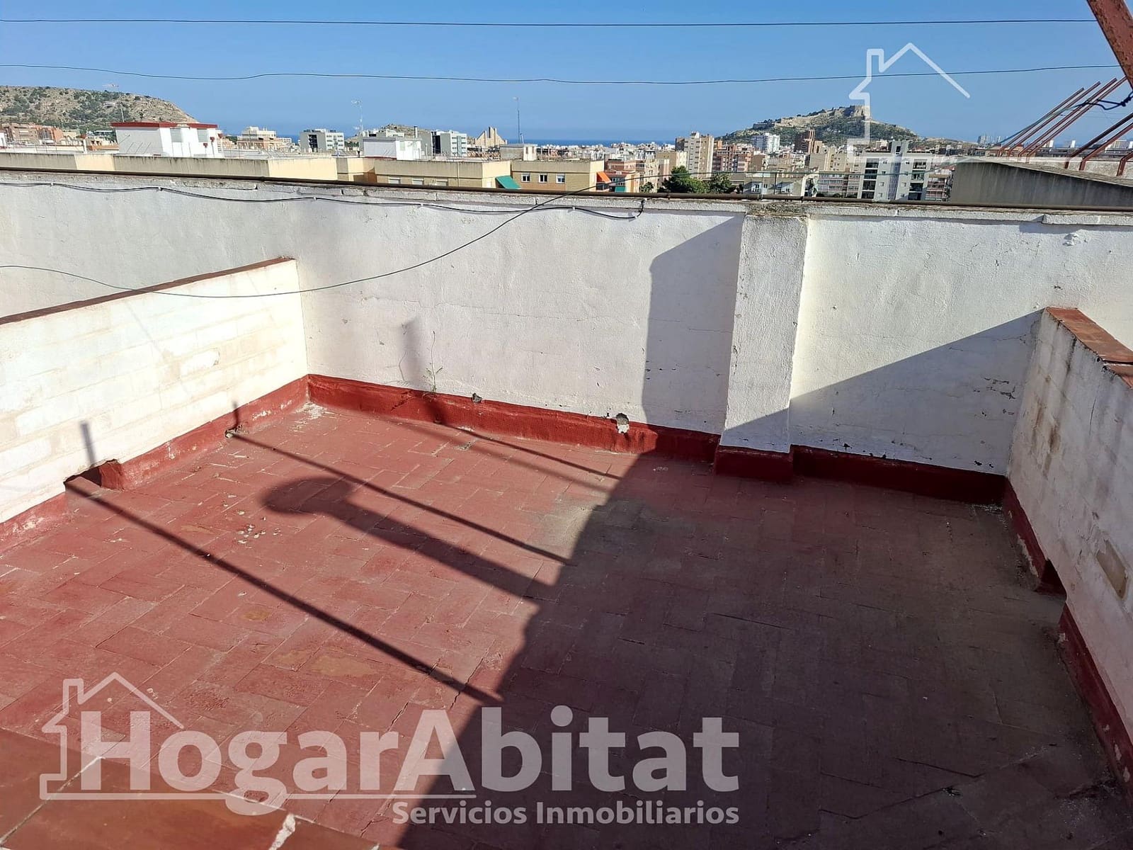 Piso de 3 habitaciones en Alicante / Alacant ciudad en venta - 156.000 € (Ref: 9892422)