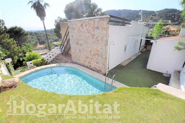 Chalet de 3 habitaciones en Náquera en venta con piscina garaje - 480.000 € (Ref: 9893928)