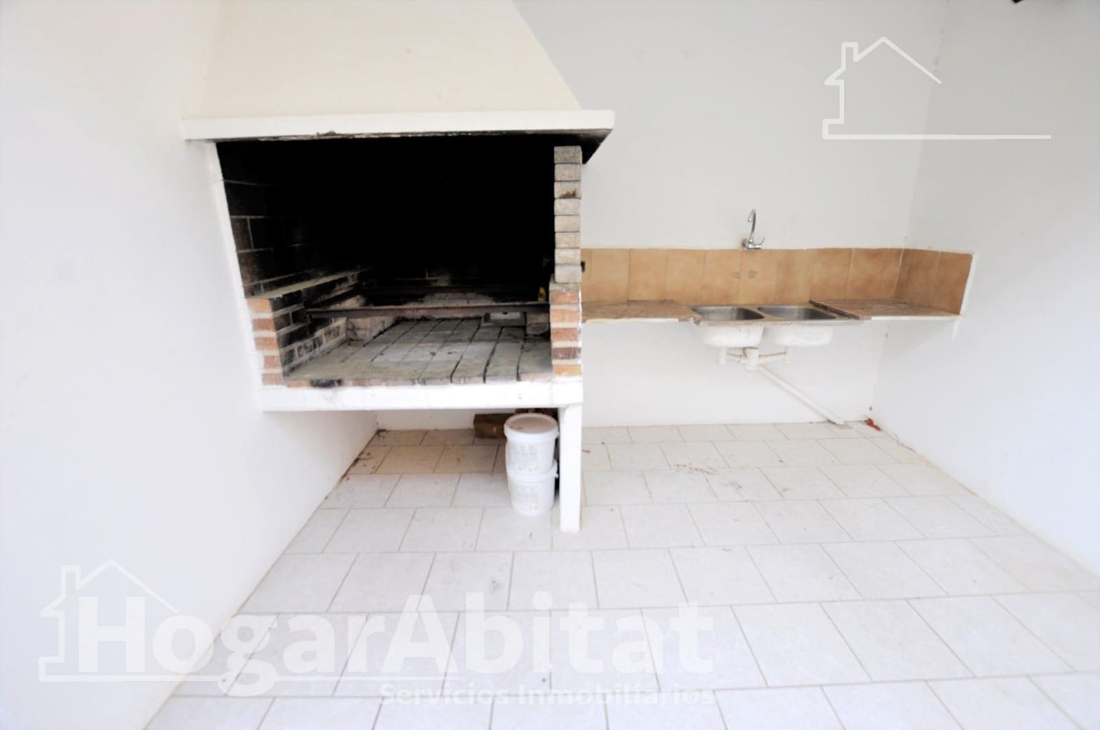 Chalet de 3 habitaciones en Náquera en venta con piscina garaje - 480.000 € (Ref: 9893928)