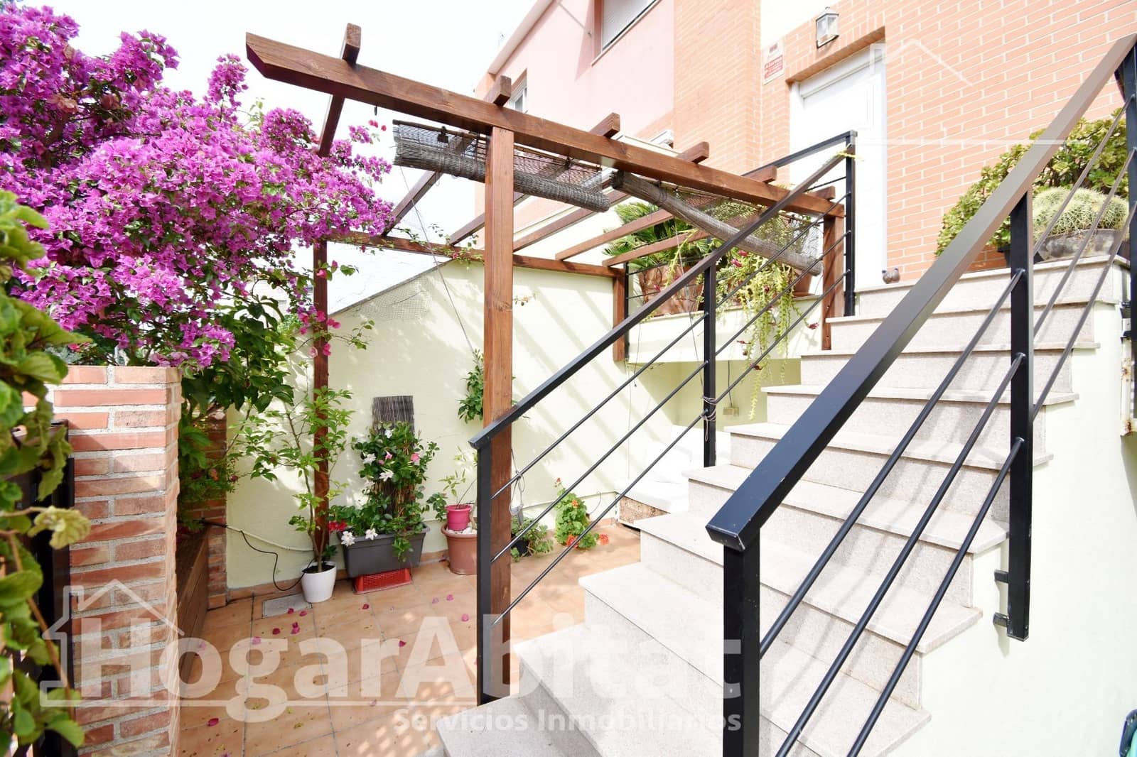 3 bedroom Terraced Villa for sale in Almoines with pool garage - € 275,000 (Ref: 9896373)