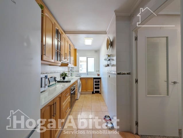 3 quarto Apartamento para venda em Carolinas Bajas, Alicante cidade - 174 900 € (Ref: 9896376)