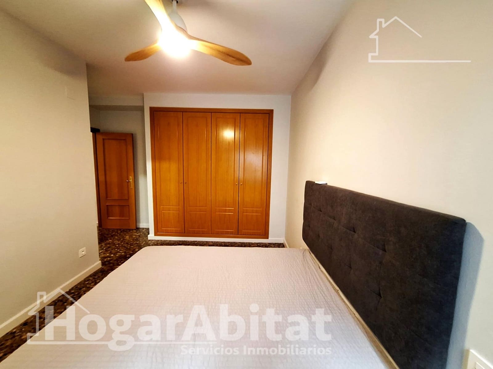 3 bedroom Flat for sale in Cheste - € 183,000 (Ref: 9896377)