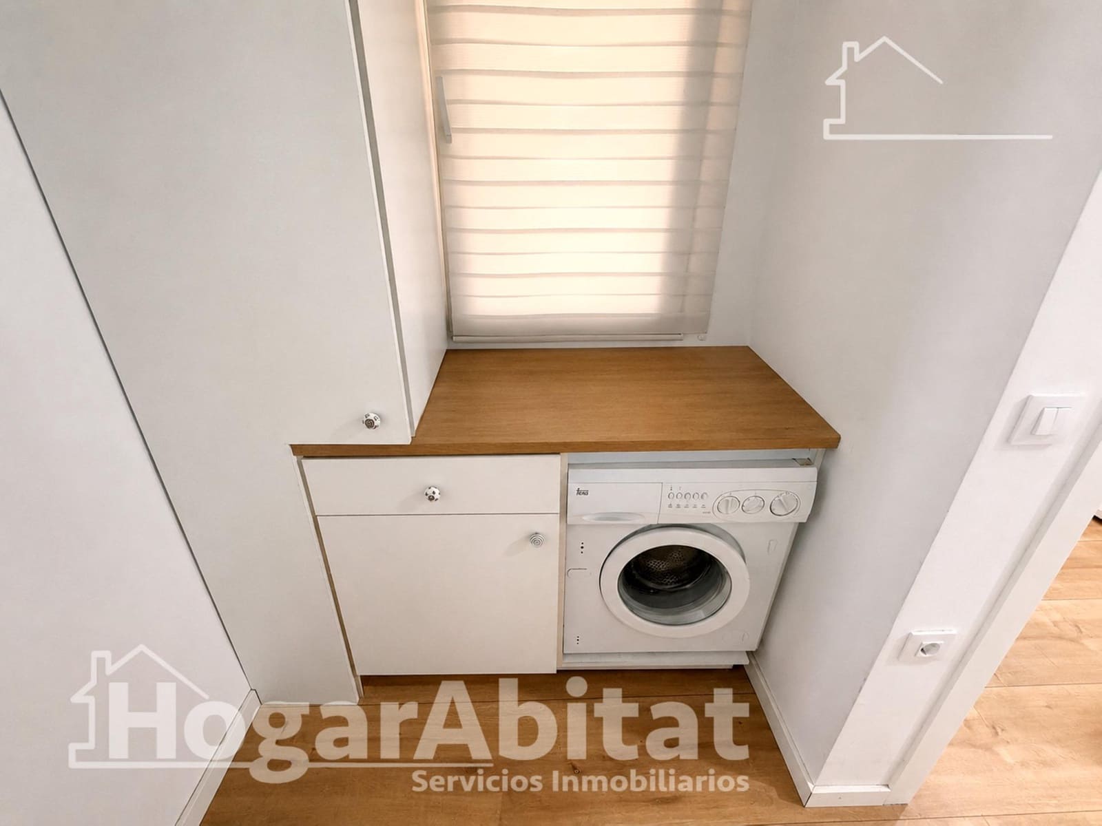 Piso de 3 habitaciones en València ciudad en venta - 330.000 € (Ref: 9896379)