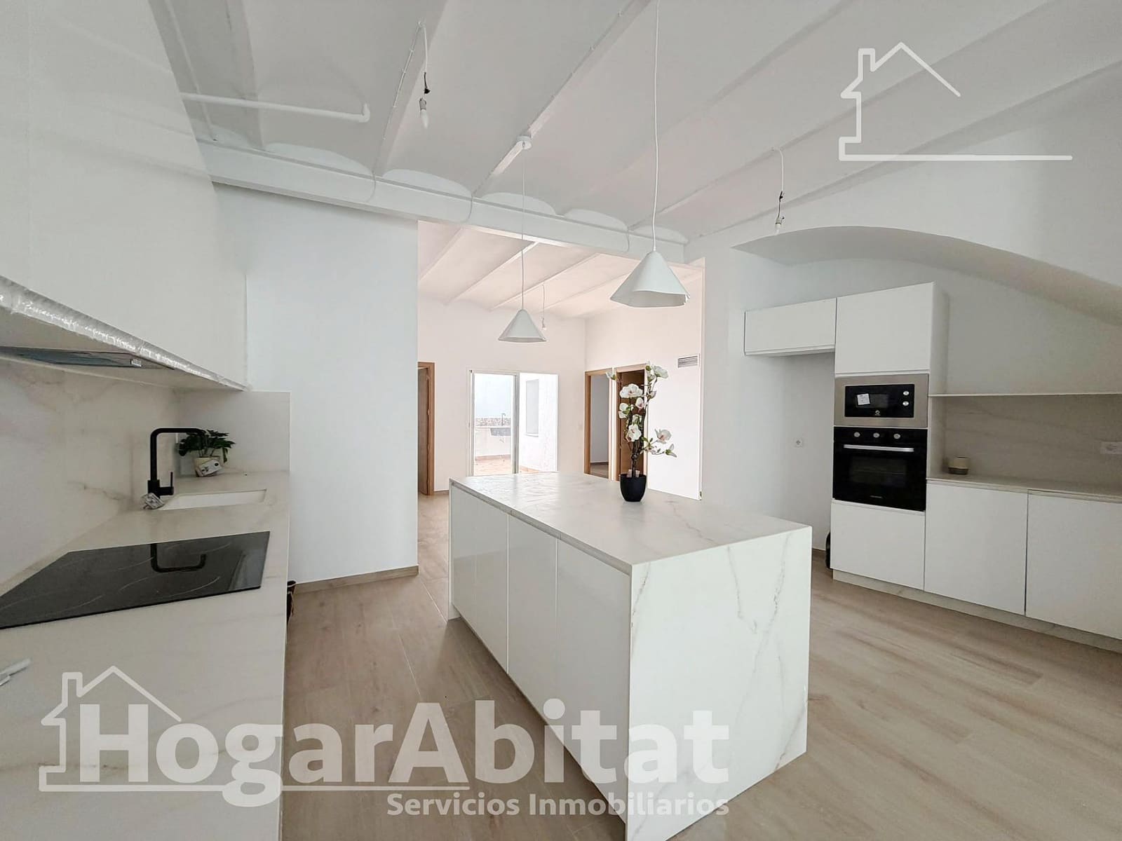 3 bedroom Flat for sale in Sagunto / Sagunt - € 245,000 (Ref: 9896382)