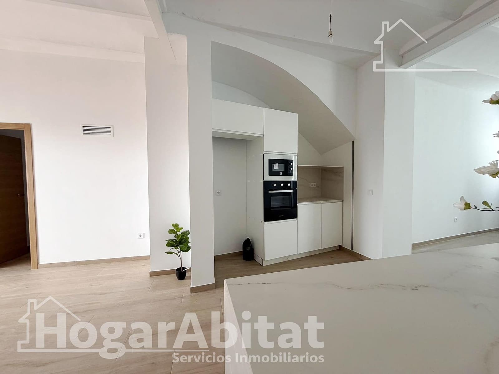 3 bedroom Flat for sale in Sagunto / Sagunt - € 245,000 (Ref: 9896382)