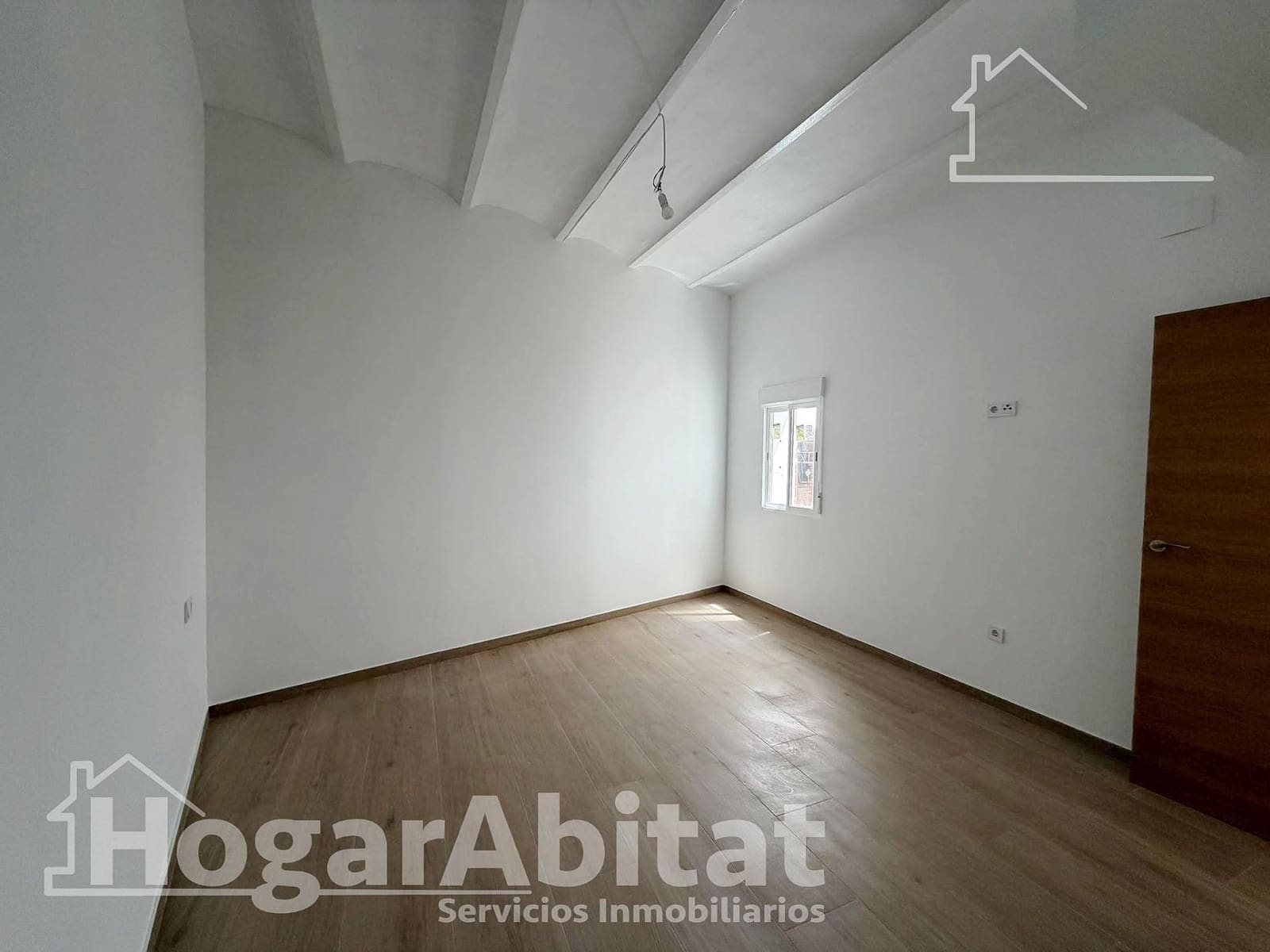 3 bedroom Flat for sale in Sagunto / Sagunt - € 245,000 (Ref: 9896382)