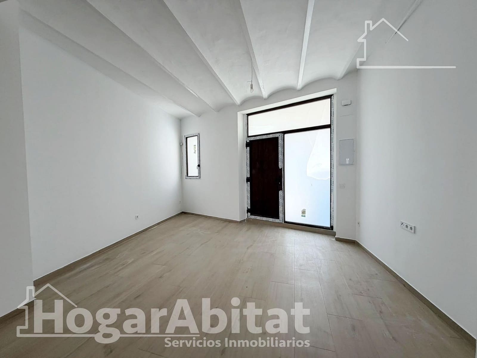 3 bedroom Flat for sale in Sagunto / Sagunt - € 245,000 (Ref: 9896382)