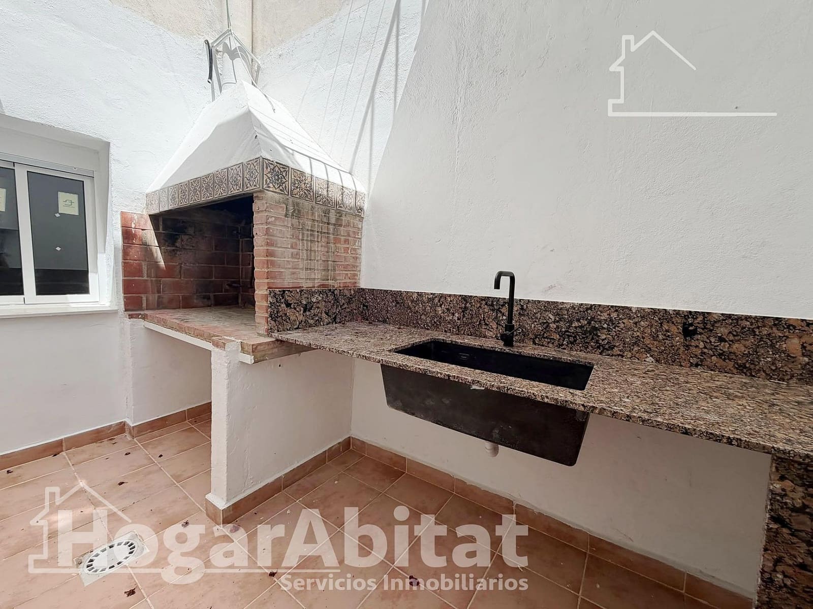 3 bedroom Flat for sale in Sagunto / Sagunt - € 245,000 (Ref: 9896382)