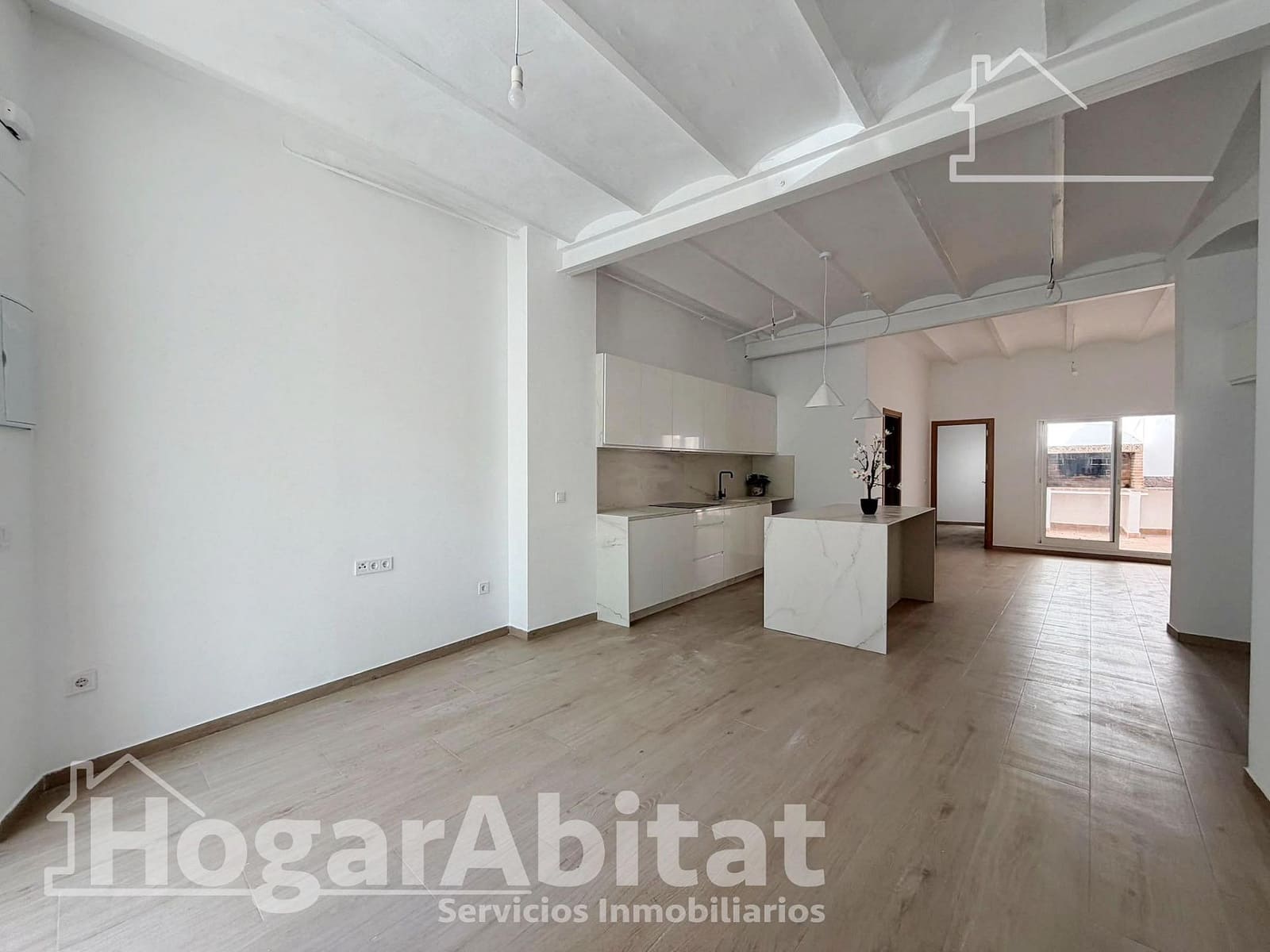 3 bedroom Flat for sale in Sagunto / Sagunt - € 245,000 (Ref: 9896382)