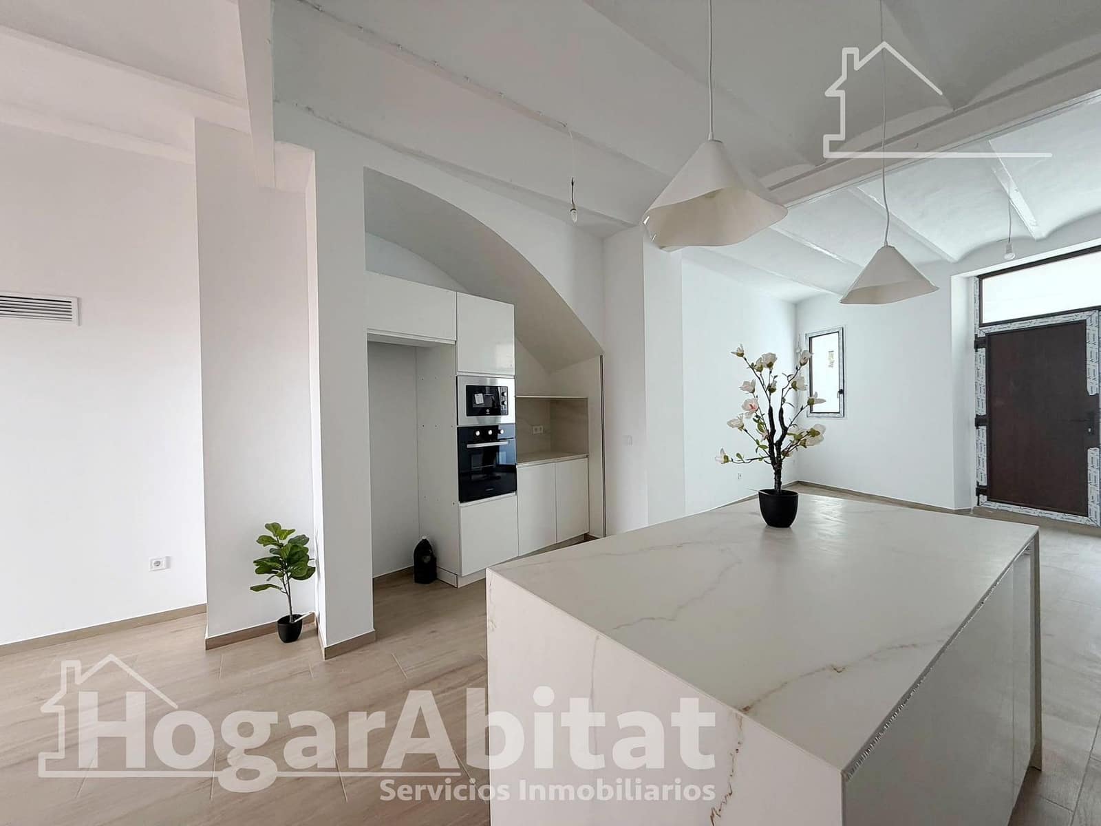 3 bedroom Flat for sale in Sagunto / Sagunt - € 245,000 (Ref: 9896382)