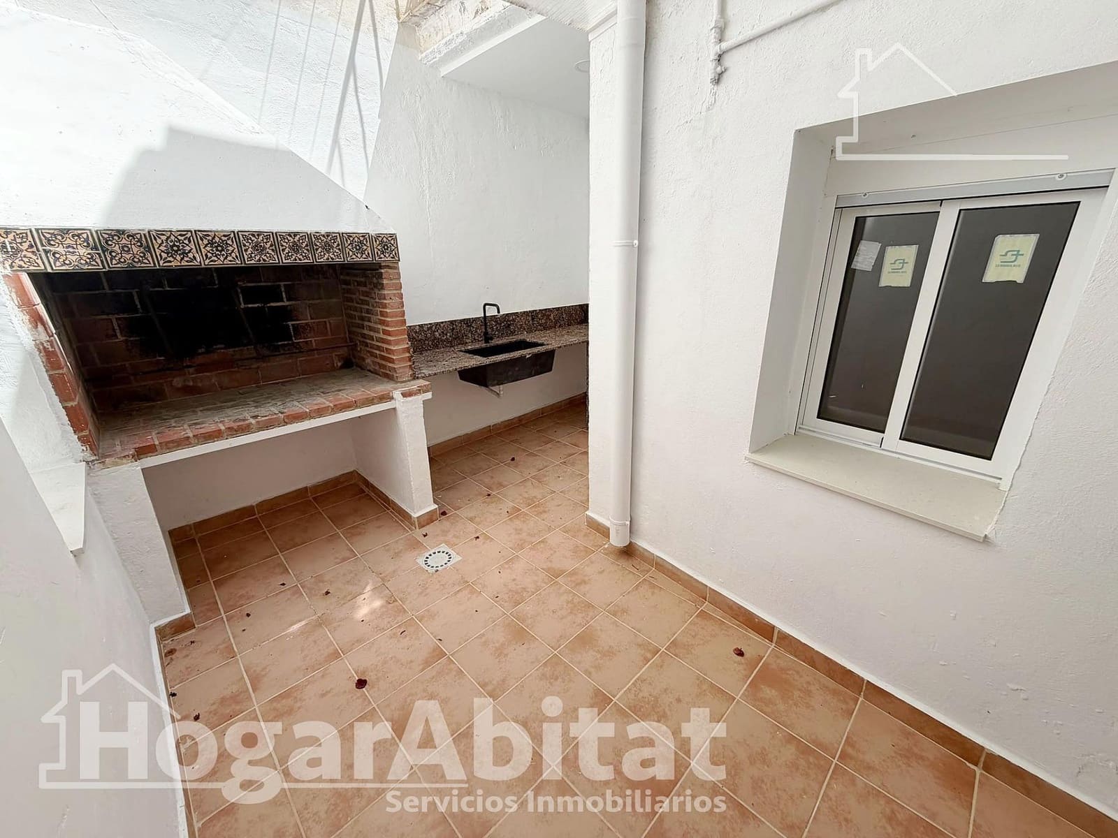 3 bedroom Flat for sale in Sagunto / Sagunt - € 245,000 (Ref: 9896382)