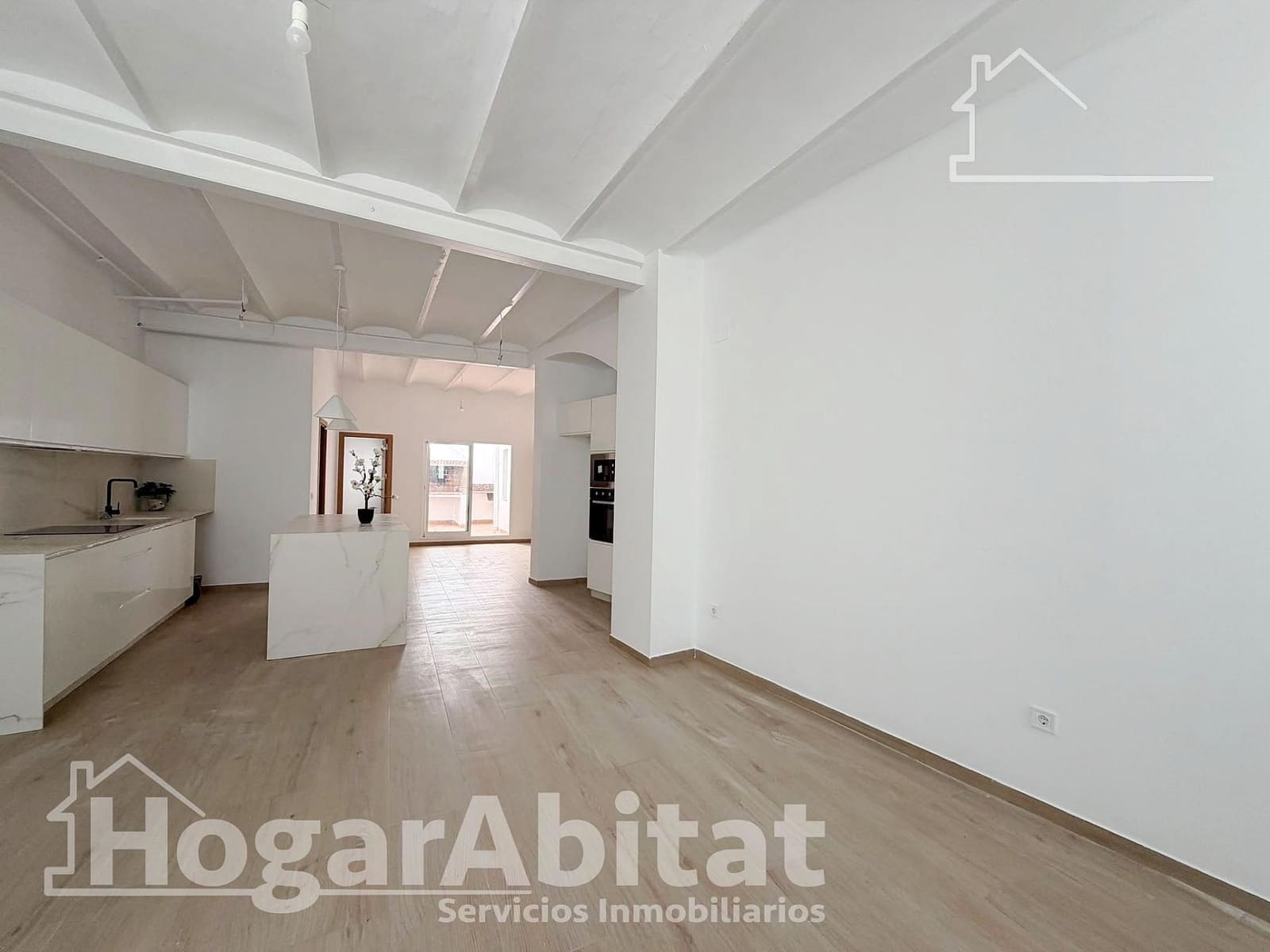 3 bedroom Flat for sale in Sagunto / Sagunt - € 245,000 (Ref: 9896382)