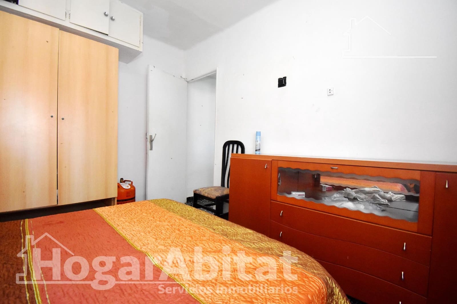 Piso de 3 habitaciones en Castelló de la Plana en venta - 80.000 € (Ref: 9896387)
