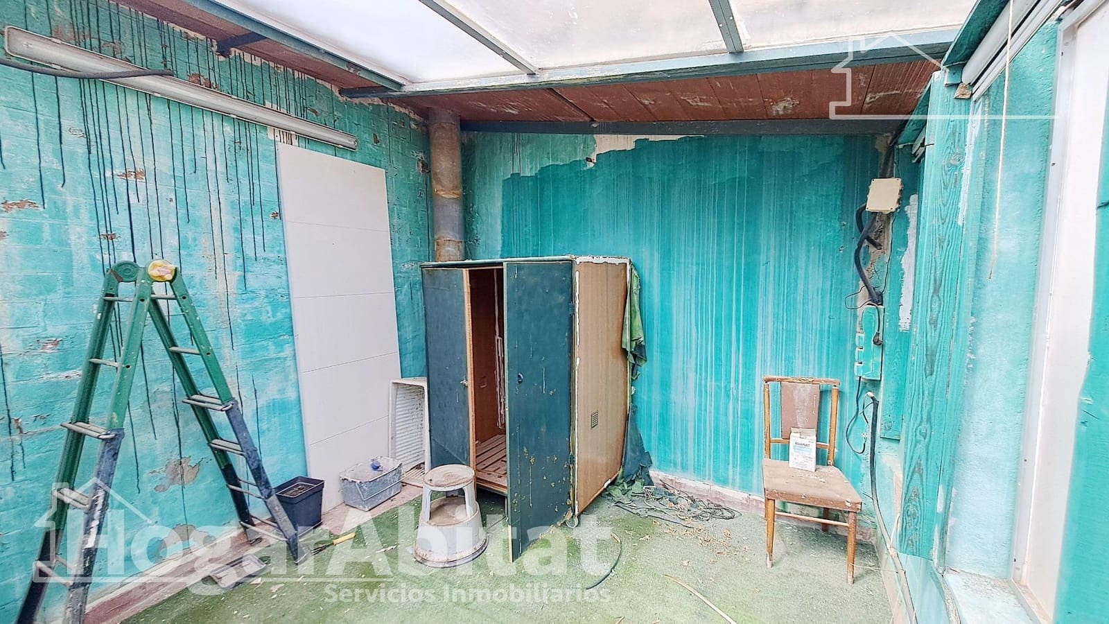 4 bedroom Townhouse for sale in Onda - € 145,000 (Ref: 9896390)