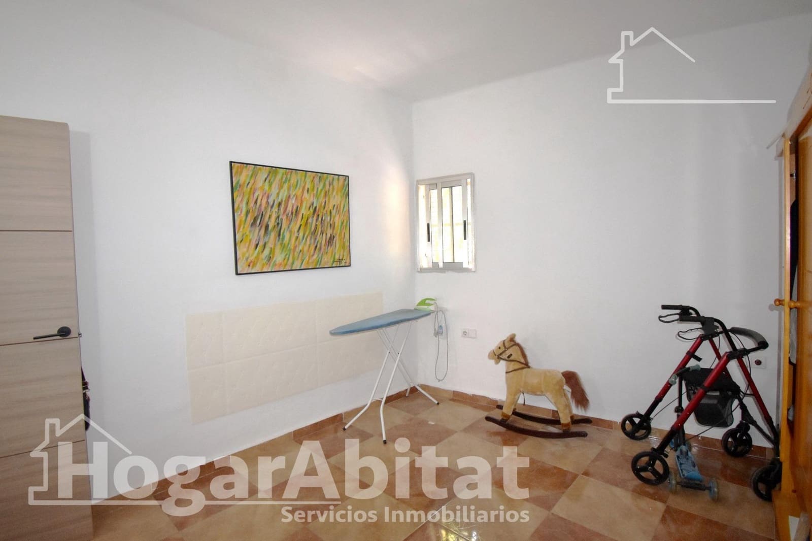3 bedroom Flat for sale in Alzira - € 140,000 (Ref: 9898725)