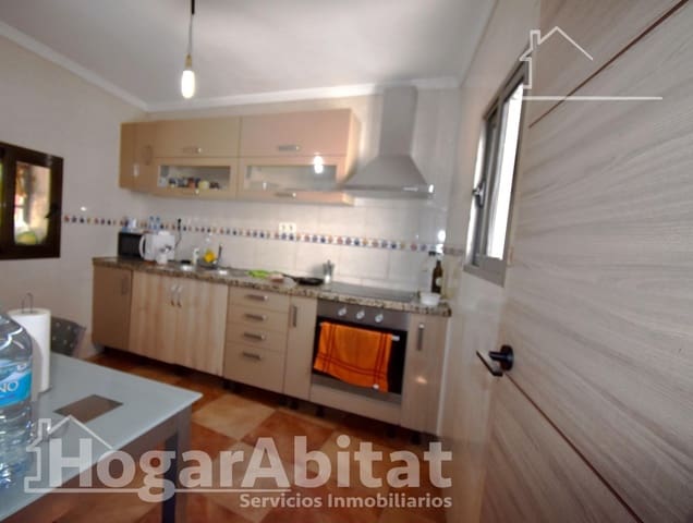 3 bedroom Flat for sale in Alzira - € 140,000 (Ref: 9898725)
