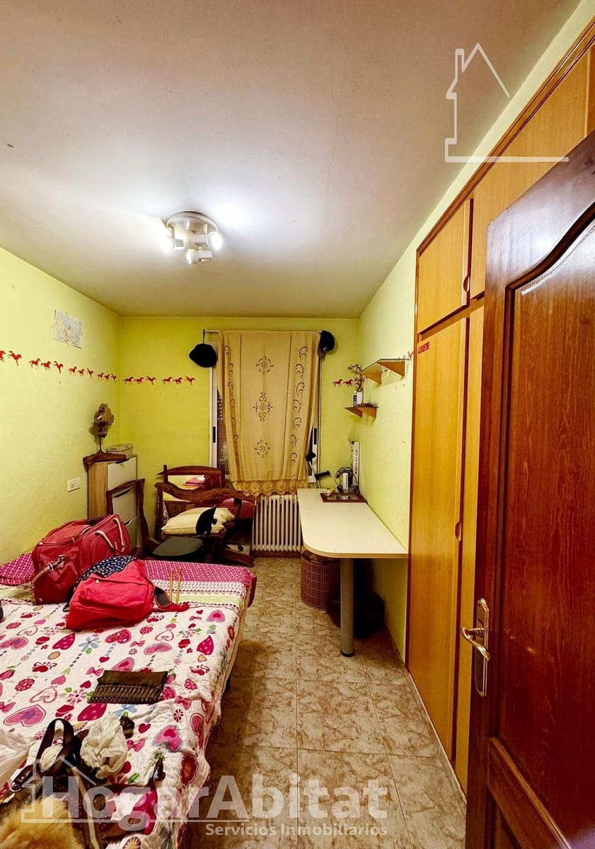 5 bedroom Townhouse for sale in Chert / Xert with garage - € 270,000 (Ref: 9898744)