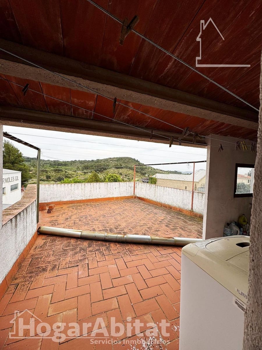 5 bedroom Townhouse for sale in Chert / Xert with garage - € 270,000 (Ref: 9898744)