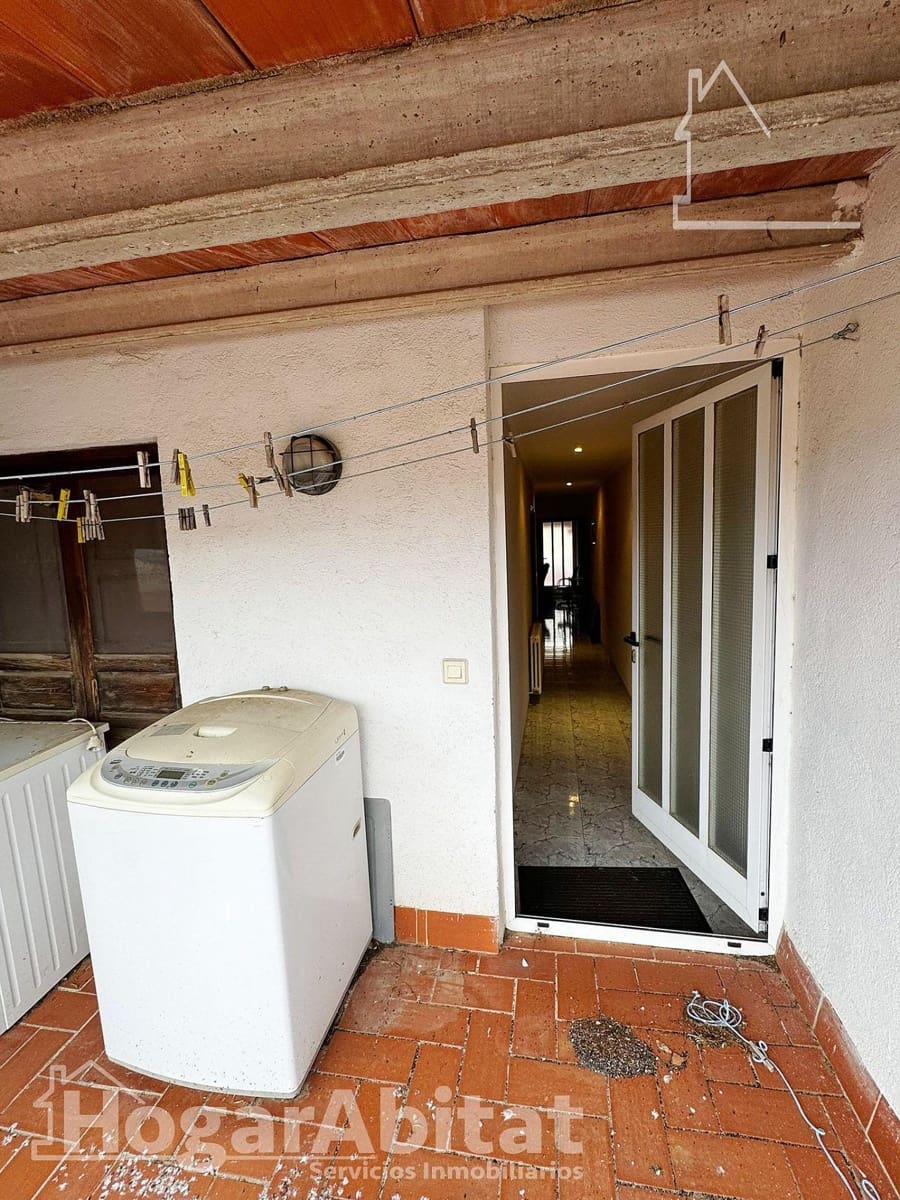 5 bedroom Townhouse for sale in Chert / Xert with garage - € 270,000 (Ref: 9898744)