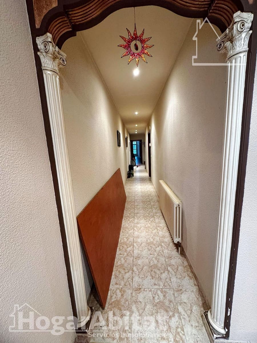 5 bedroom Townhouse for sale in Chert / Xert with garage - € 270,000 (Ref: 9898744)