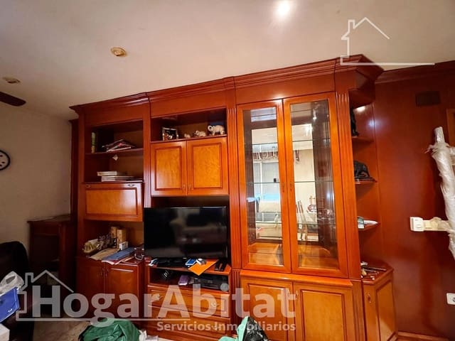 5 bedroom Townhouse for sale in Chert / Xert with garage - € 270,000 (Ref: 9898744)