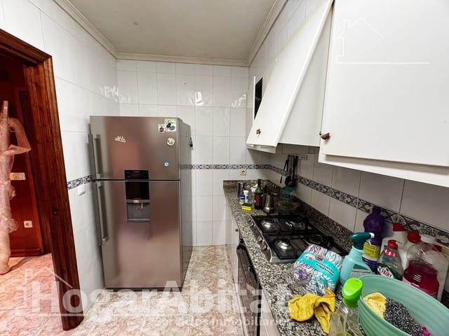 5 bedroom Townhouse for sale in Chert / Xert with garage - € 270,000 (Ref: 9898744)