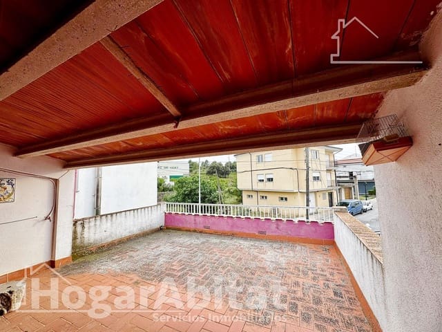 5 bedroom Townhouse for sale in Chert / Xert with garage - € 270,000 (Ref: 9898744)