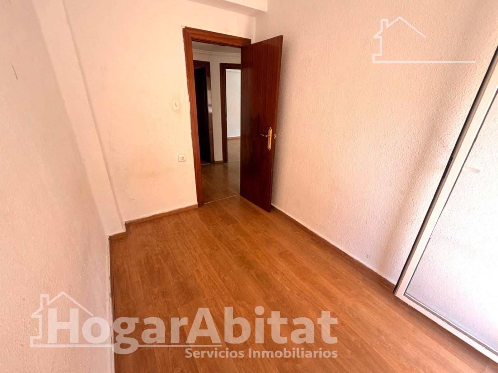 3 makuuhuone Asunto myytävänä paikassa Valencia kaupunki - 240 000 € (Ref: 9903989)