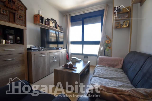 Piso de 3 habitaciones en Chilches en venta - 185.000 € (Ref: 9903995)