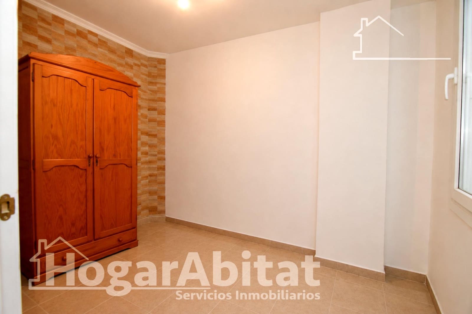 3 soveværelse Lejlighed til salg i Alzira - € 140.000 (Ref: 9903996)