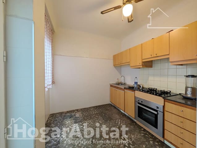 4 Zimmer Wohnung zu verkaufen in Alicante / Alacant Stadt - 172.500 € (Ref: 9903998)