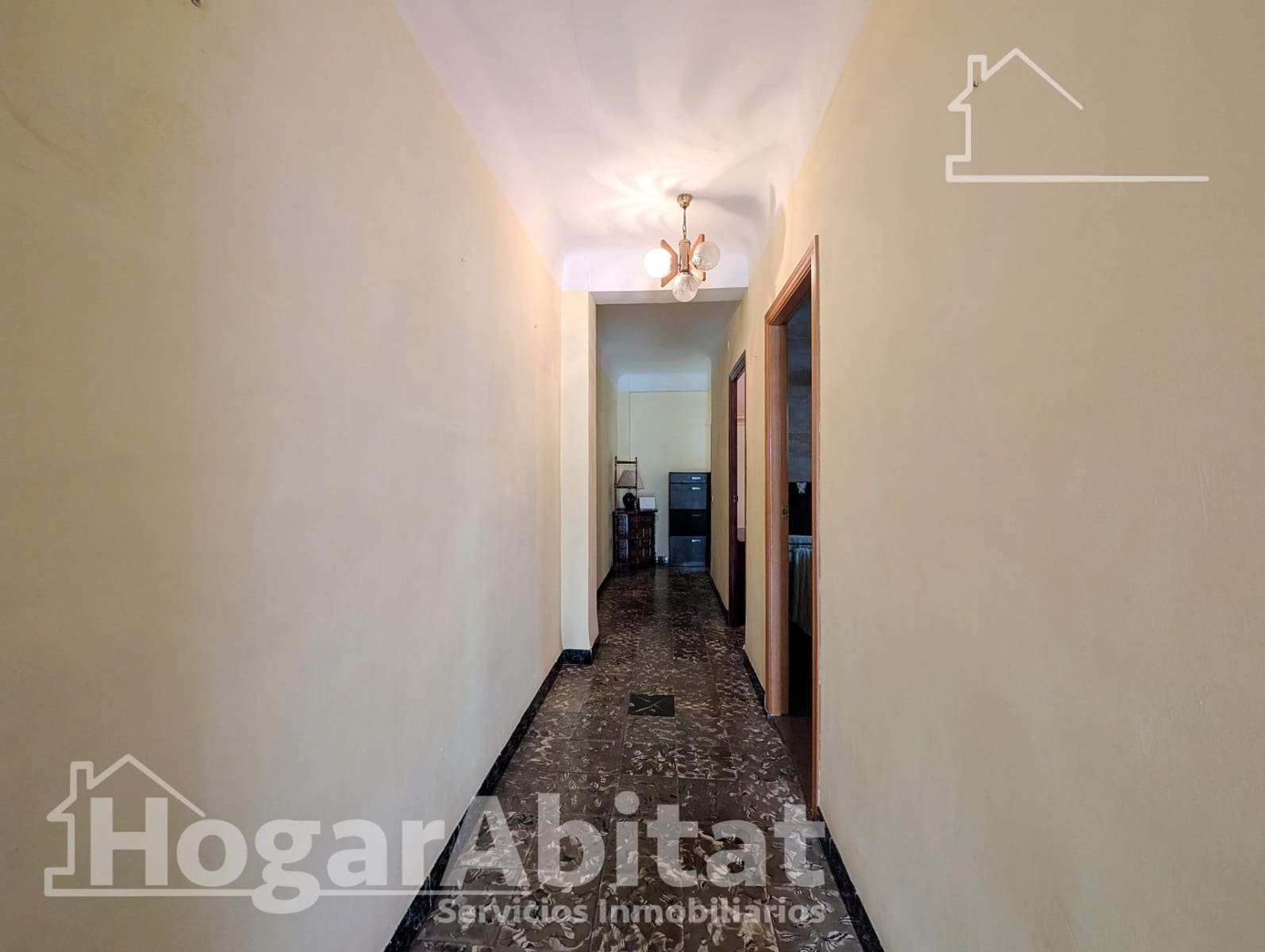 4 Zimmer Wohnung zu verkaufen in Alicante / Alacant Stadt - 172.500 € (Ref: 9903998)