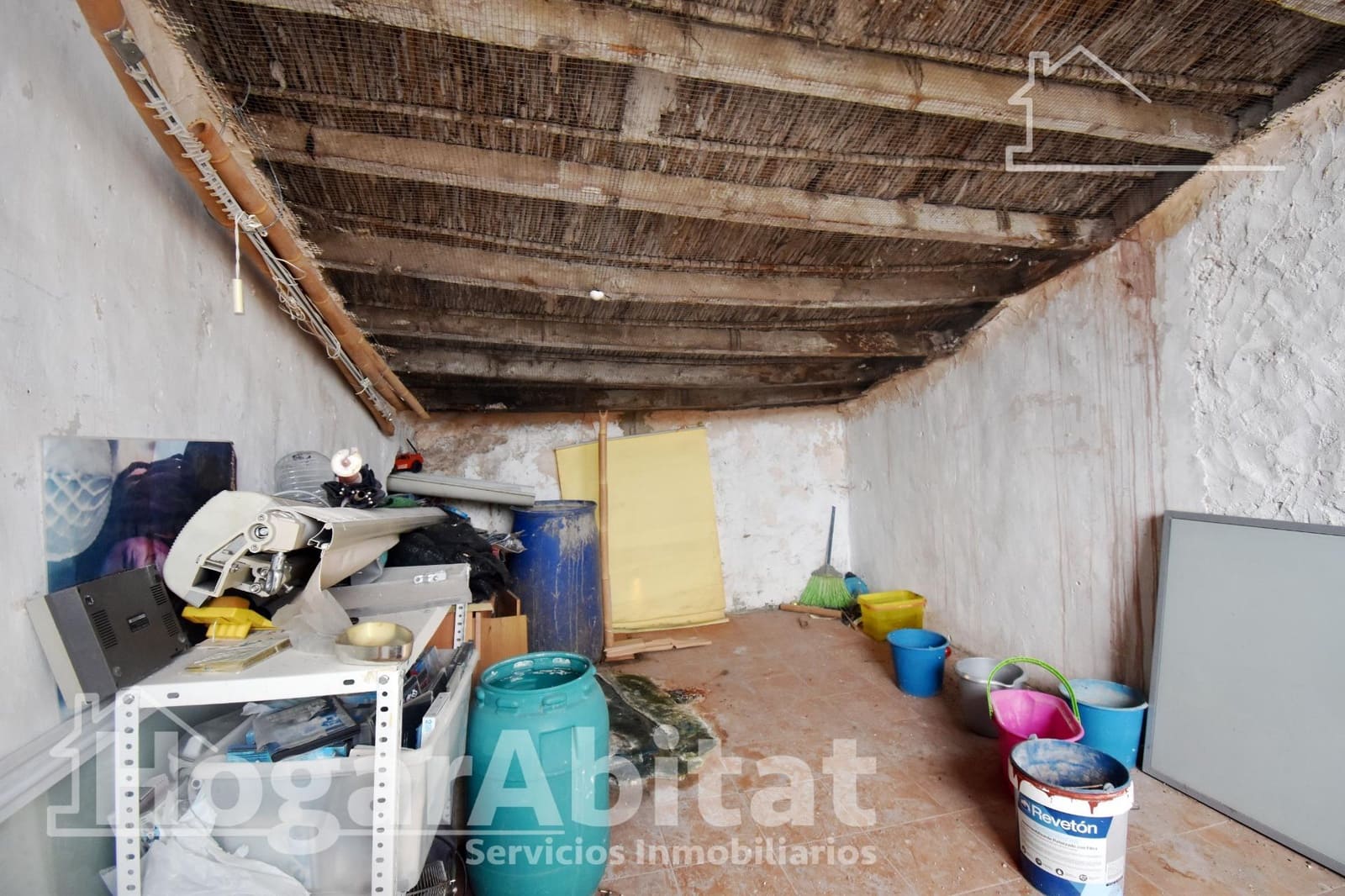 4 bedroom Townhouse for sale in Onda - € 145,000 (Ref: 9904000)