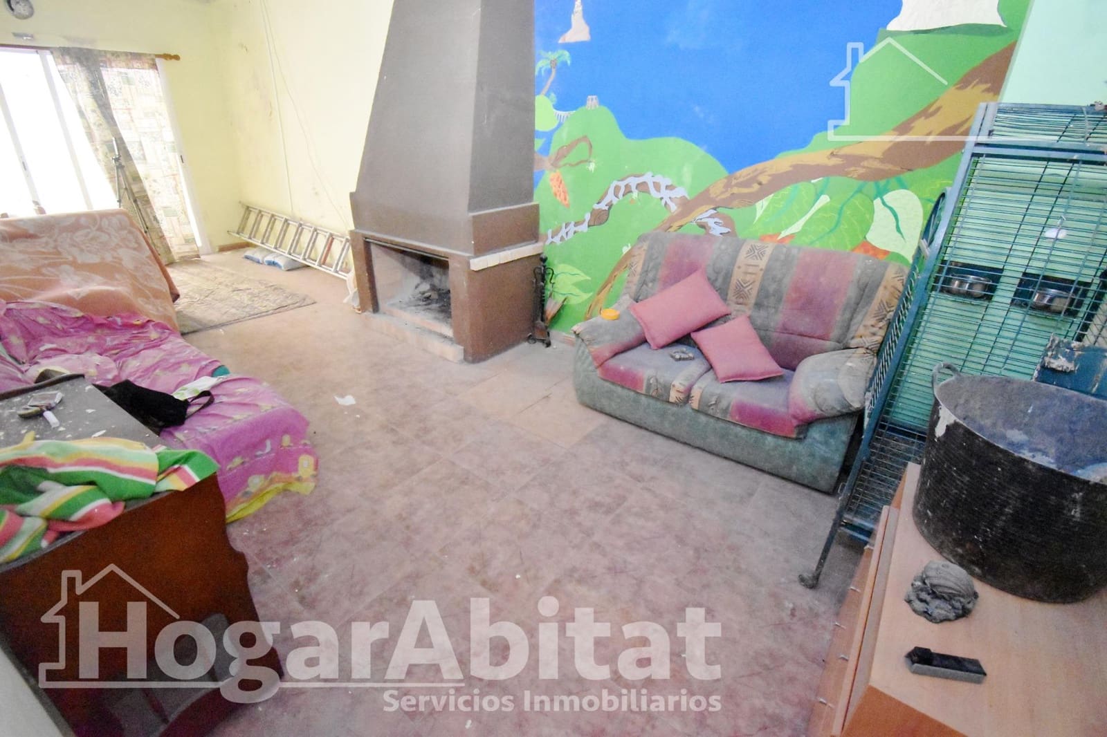 4 bedroom Townhouse for sale in Onda - € 145,000 (Ref: 9904000)