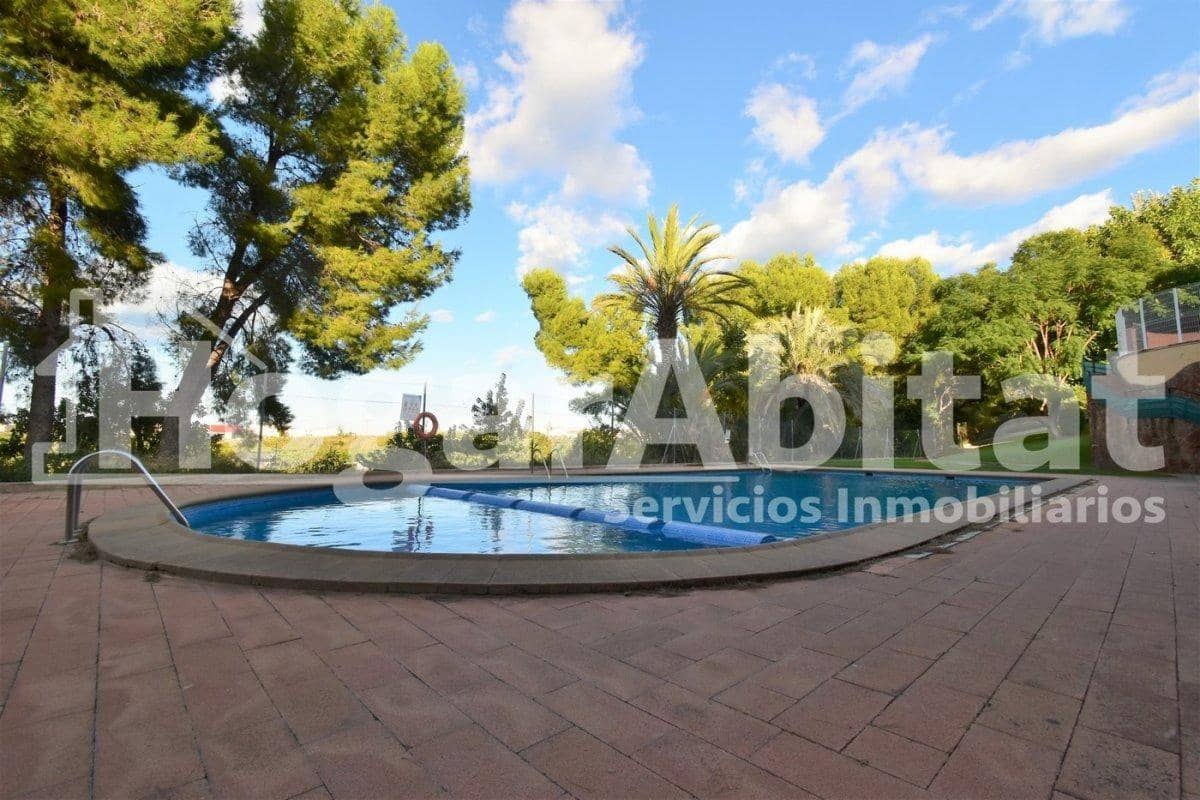Adosado de 3 habitaciones en Almoines en venta con piscina garaje - 275.000 € (Ref: 9904003)