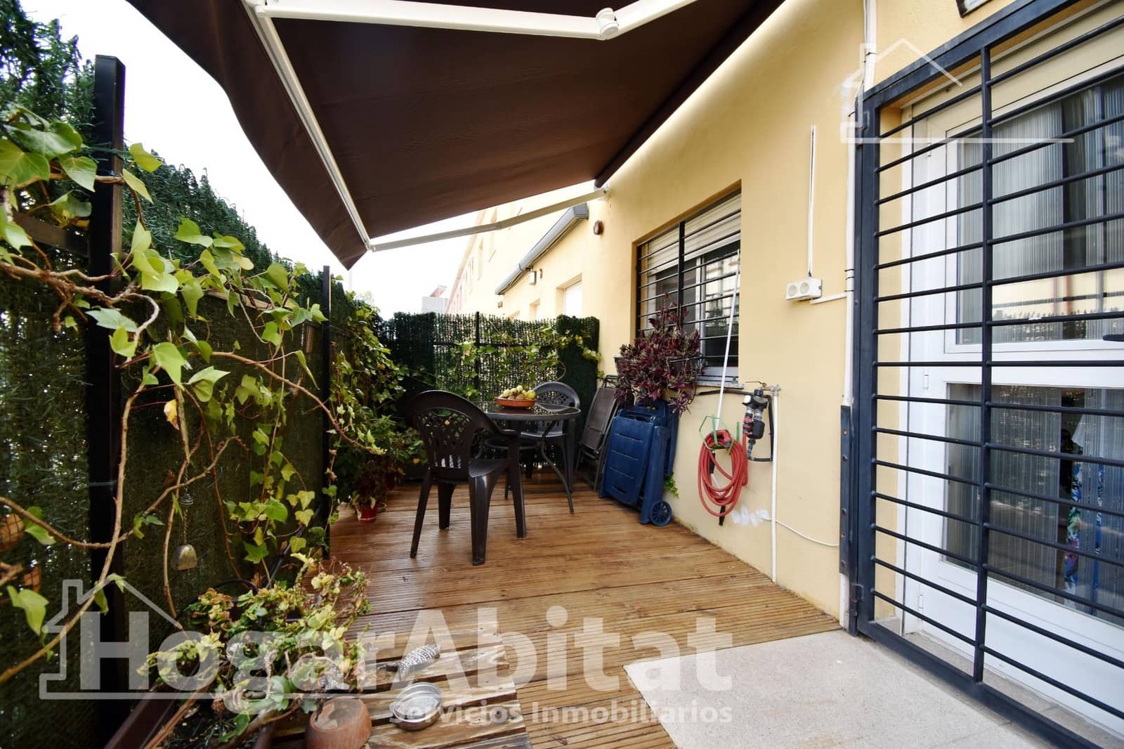 Adosado de 3 habitaciones en Almoines en venta con piscina garaje - 275.000 € (Ref: 9904003)