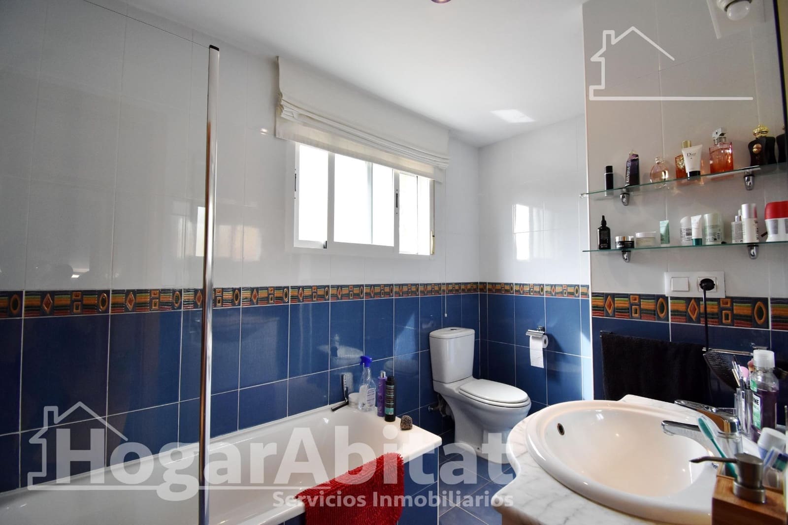 Adosado de 3 habitaciones en Almoines en venta con piscina garaje - 275.000 € (Ref: 9904003)